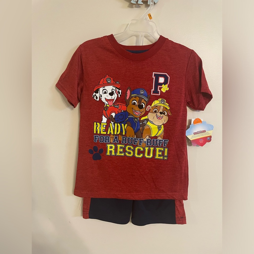 Paw Patrol set.